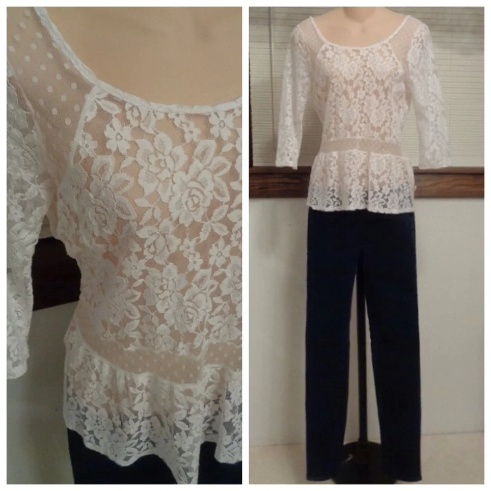 HOLLISTER Lace Floral Peplum Shirt M